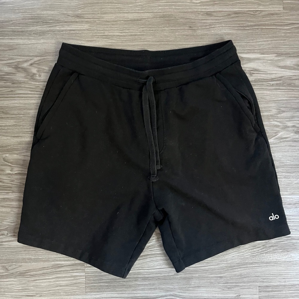 Alo Yoga Mens Chill Short Black Fleece Drawstring Gym Lounge Shorts XL M6122R
